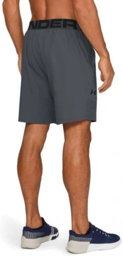 Korte Broeken Under Armour Vanish Woven 9 Korte Broeken Under Armour Vanish Woven -Craft Verkoop 1328654 012 001 960